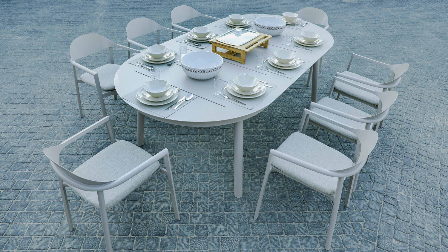 OUDENBURG BEIGE VERSATILE DINING TABLE SET L-230CM (EXPANDABLE TO 300 CM) - طقم طاولة طعام - بيج