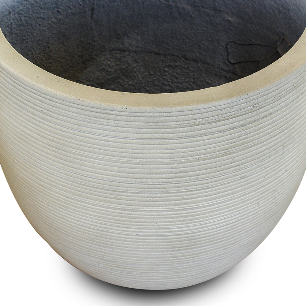 ROCKHAMPTON ANT-WHITE FIBER COMPOSITE PLANTER 36 CM - حوض روكهامبتون 36 سم