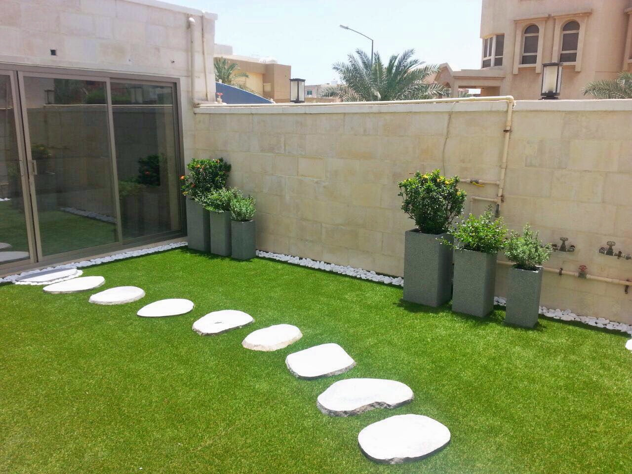 NATURAL STEPPING STONE - احجار المشاة